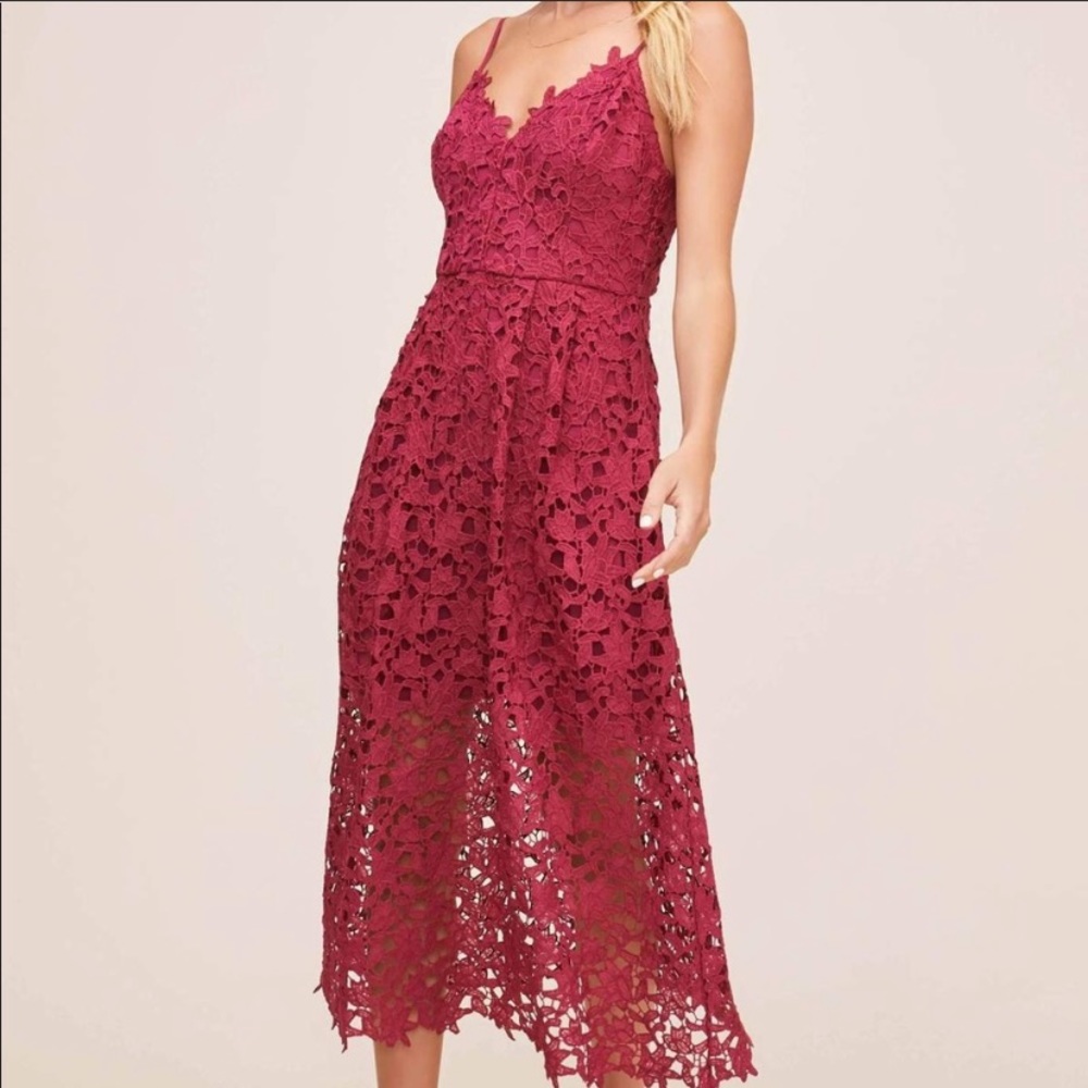 ASTR The Label A-Line Lace Midi Dress